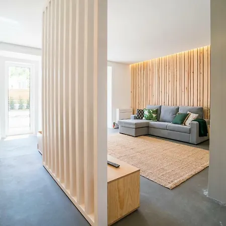 Lemon Tree Garden 3bedroom Apartament