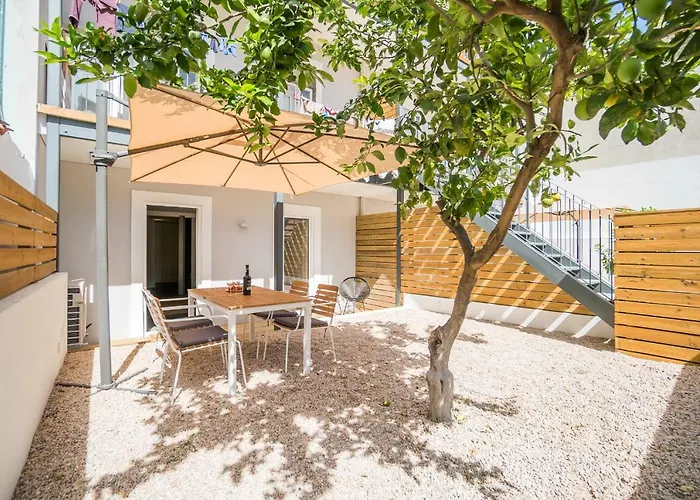 Lemon Tree Garden 3bedroom Lisboa