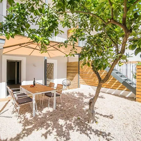 Lemon Tree Garden 3bedroom