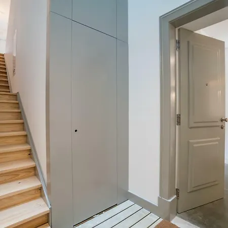 Lemon Tree Garden 3bedroom *