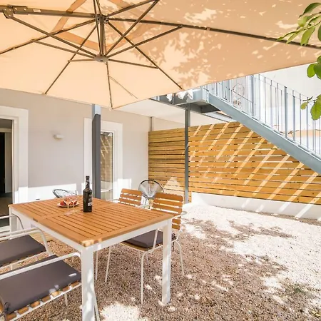 Lemon Tree Garden 3bedroom Лиссабон